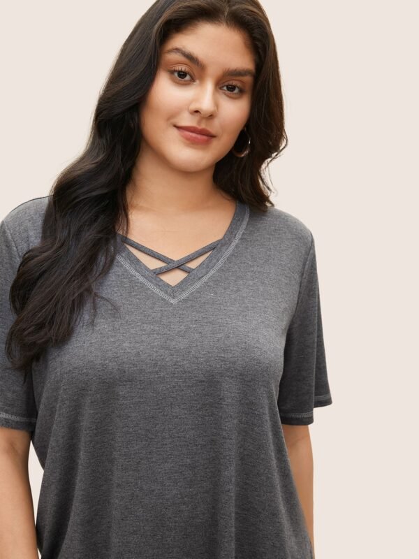 Neck Contrast Stitch T-shirt - Image 4